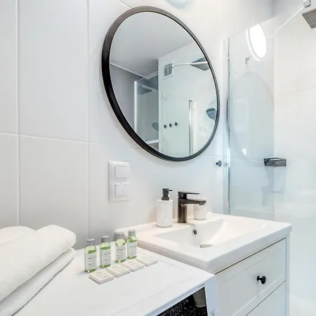 Apartament Manufaktura Business - Parking, Balcony, Nature View - By Rentujemy *