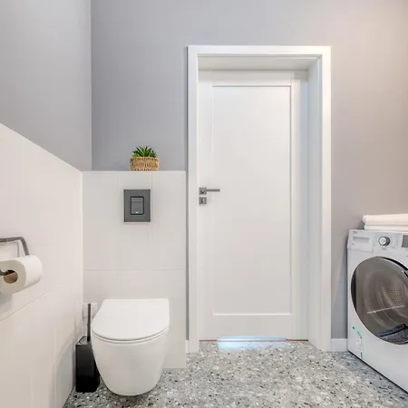 Manufaktura Business - Parking, Balcony, Nature View - By Rentujemy Apartament