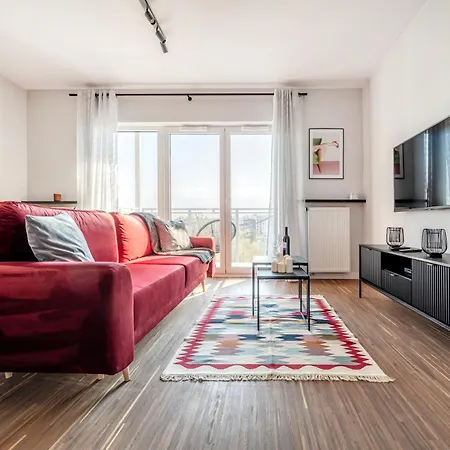 Apartament Manufaktura Business - Parking, Balcony, Nature View - By Rentujemy